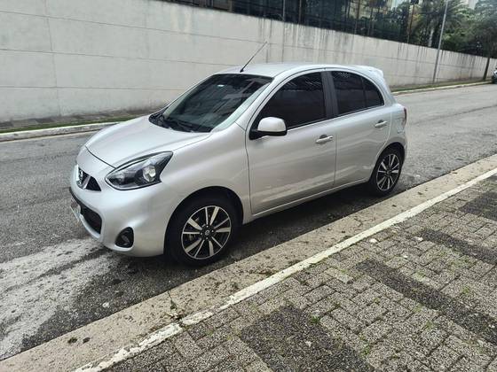 NISSAN MARCH 1.6 SL 16V FLEXSTART 4P XTRONIC